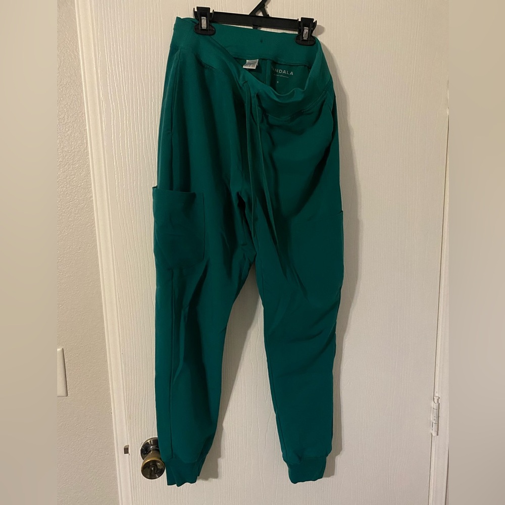 Hunter Green scrub Jogger Pants